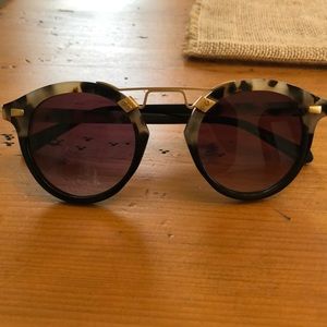 Krewe STL II Oyster to Black NWT